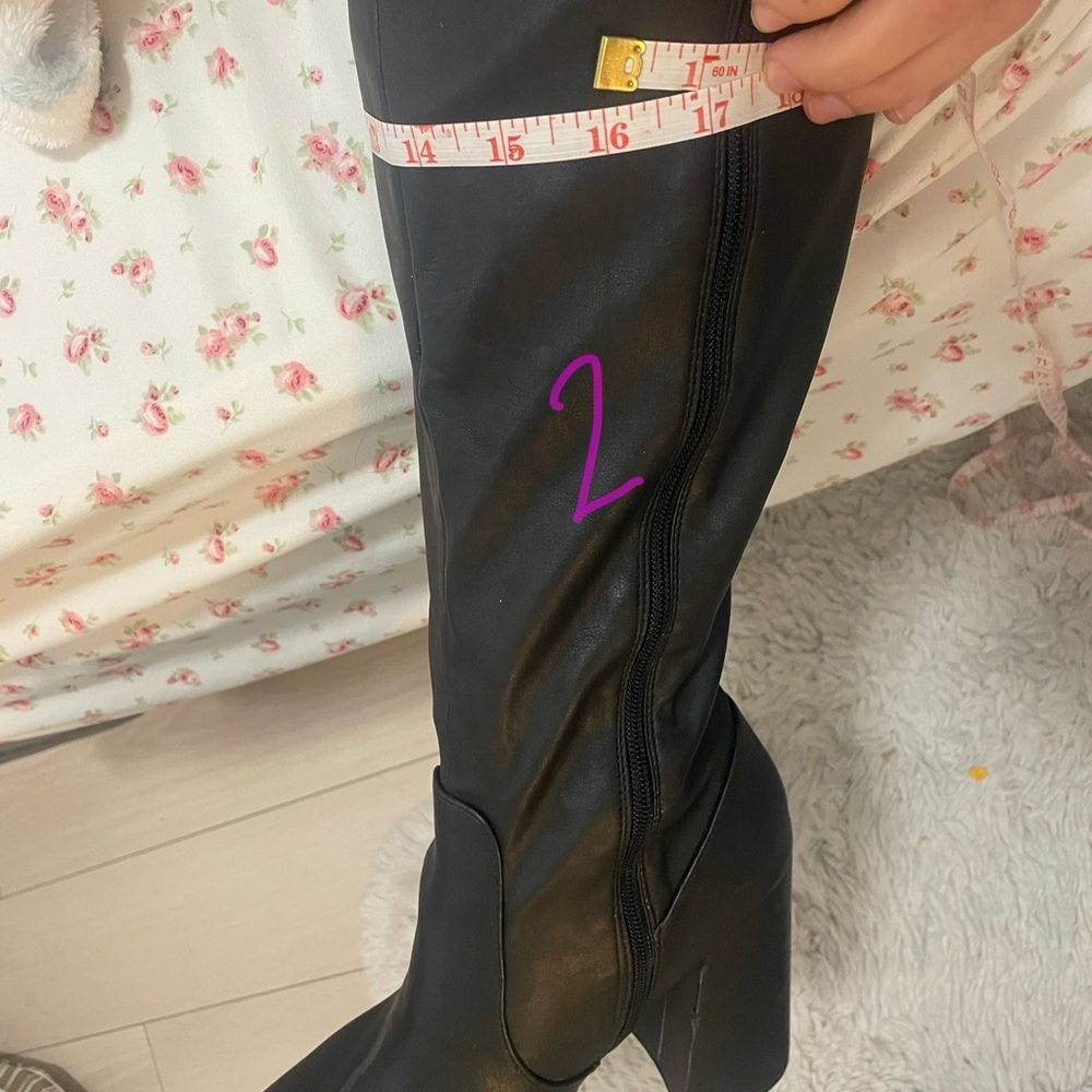 Black Knee-High Chunky Platform Boots - US 10 - Picture 10 of 10